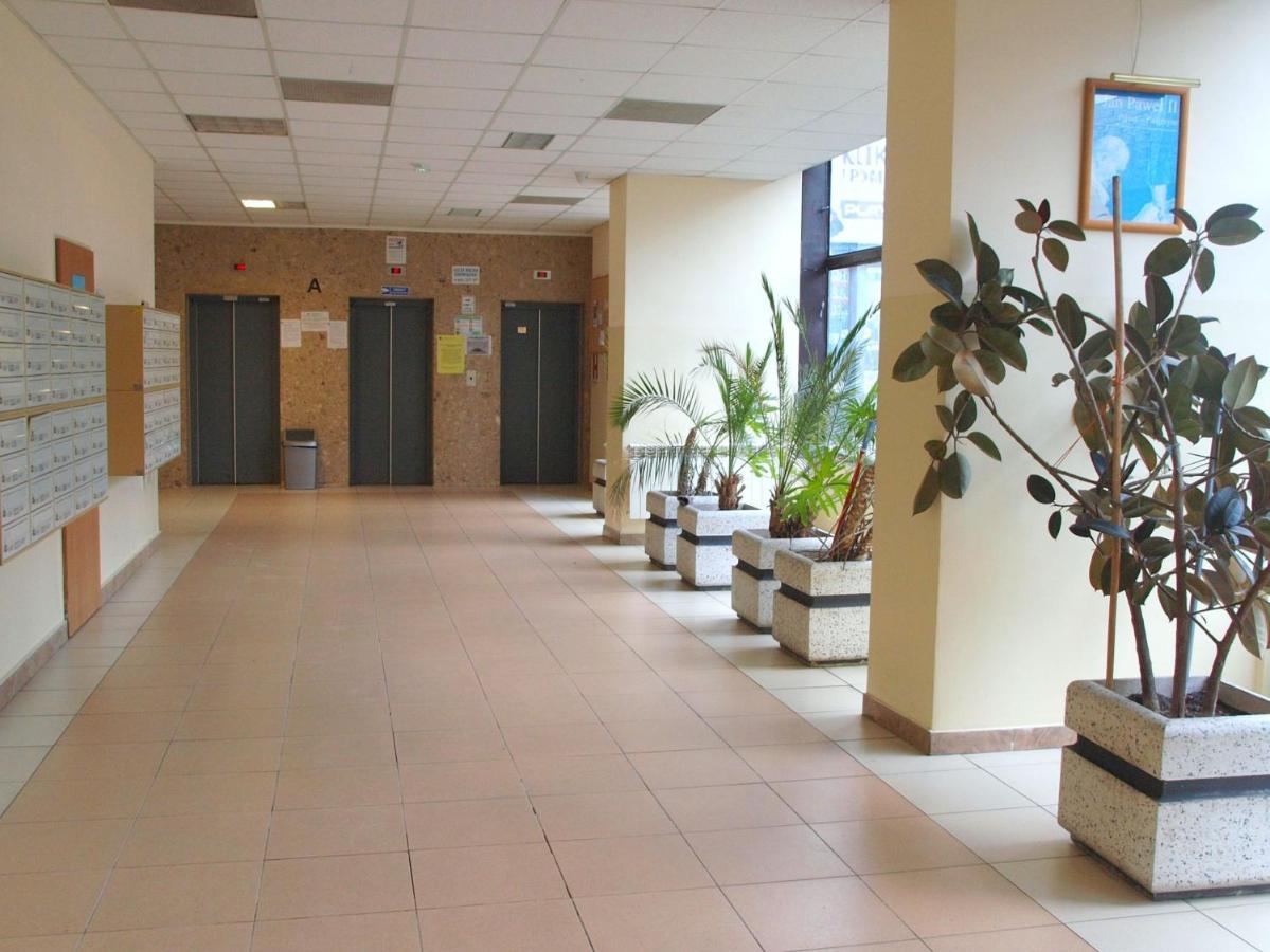 Apartament Rondo Onz Varsóvia Exterior foto